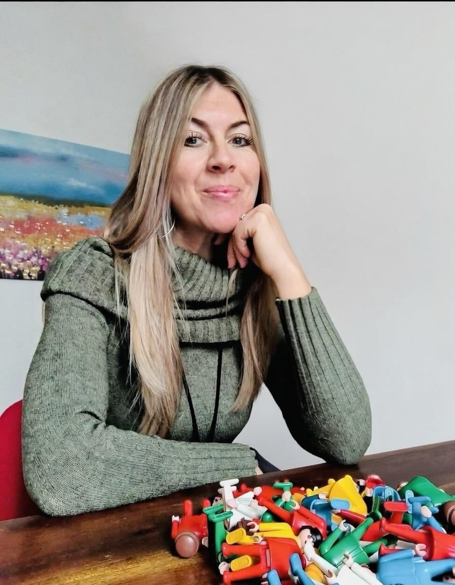 INCONTRO DI COSTELLAZIONI FAMILIARI DI GRUPPO con Elisabetta Spertino